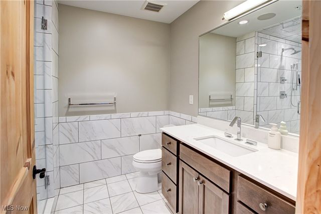 425 W Lakeside Avenue 601, Cleveland, OH 44113