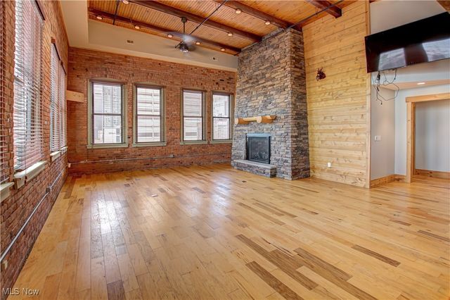 425 W Lakeside Avenue 601, Cleveland, OH 44113