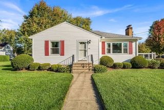 513 E Herrick Avenue, Wellington, OH 44090