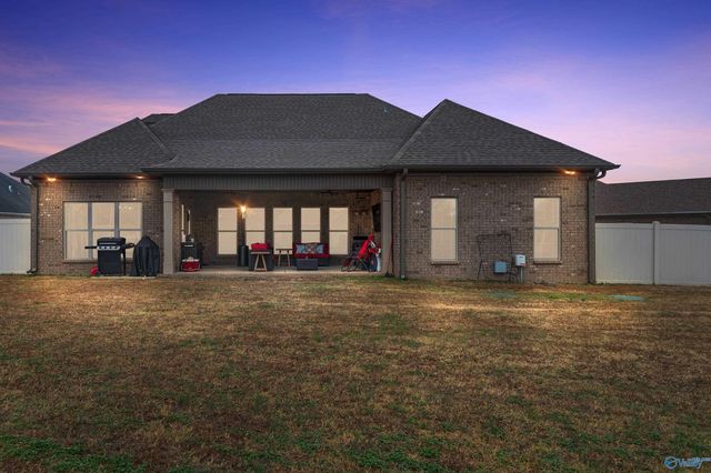 17338 Noble Circle, Athens, AL 35611