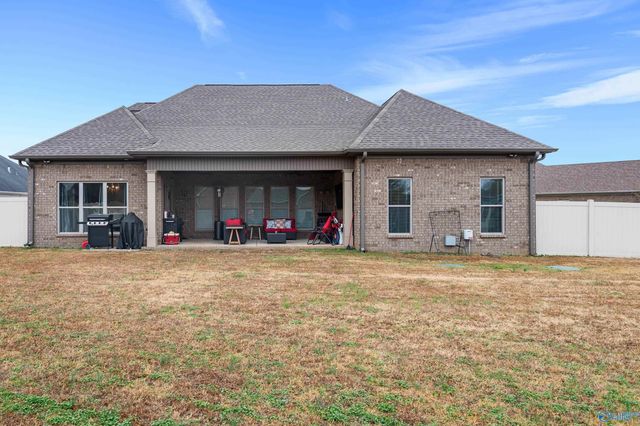 17338 Noble Circle, Athens, AL 35611