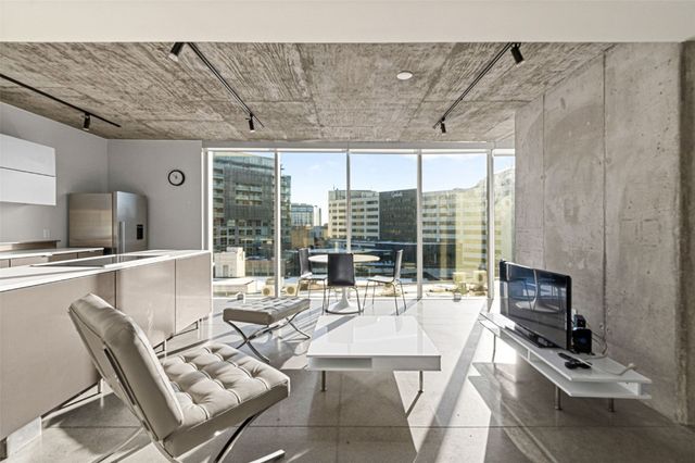 201 E Washington Street 501, Iowa City, IA 52240