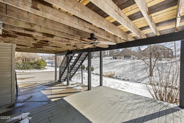 4505 Saratoga Woods Dr, Louisville, KY 40299