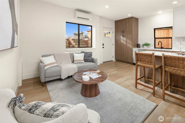 3812 S Eddy Street, Seattle, WA 98118