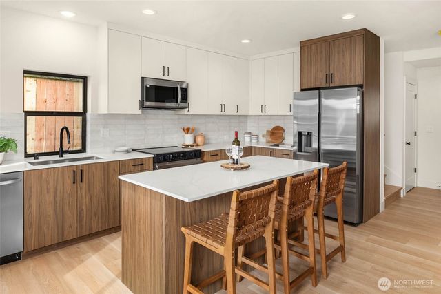 3812 S Eddy Street, Seattle, WA 98118