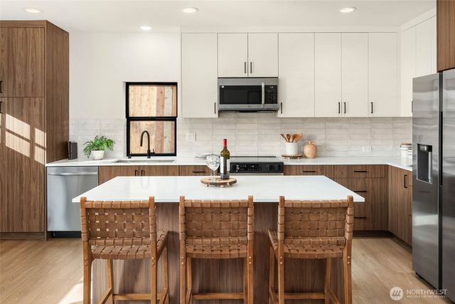 3812 S Eddy Street, Seattle, WA 98118