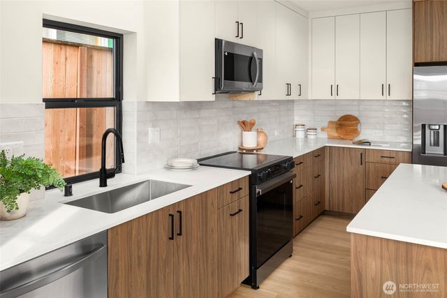 3812 S Eddy Street, Seattle, WA 98118