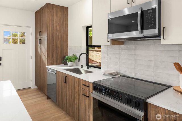 3812 S Eddy Street, Seattle, WA 98118