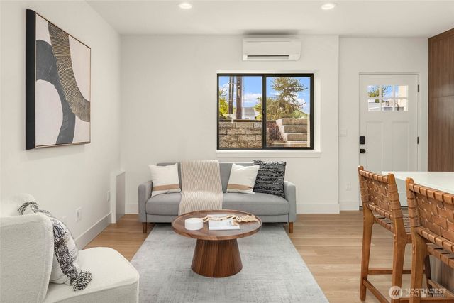 3812 S Eddy Street, Seattle, WA 98118