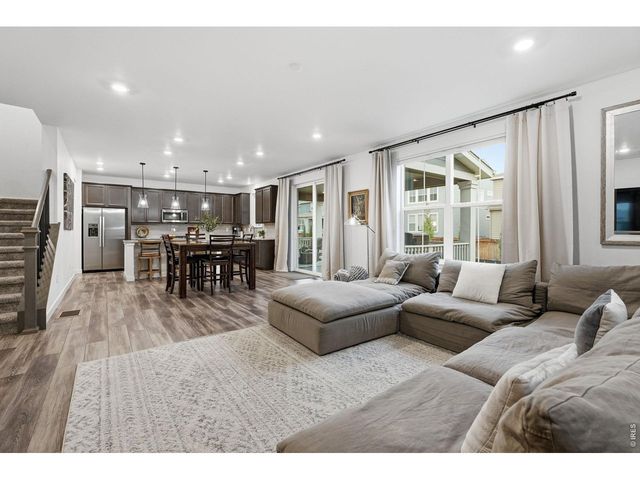 847 Rosevine Ln, Erie, CO 80516