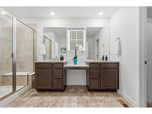 847 Rosevine Ln, Erie, CO 80516