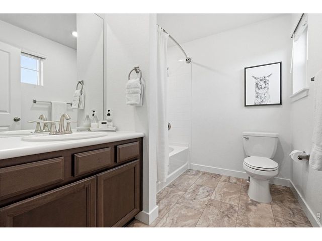 847 Rosevine Ln, Erie, CO 80516