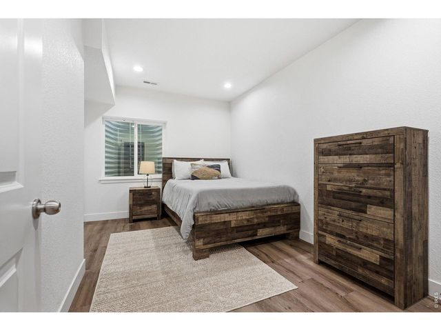 847 Rosevine Ln, Erie, CO 80516