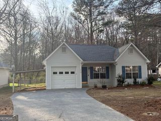 298 Little Street NE, White, GA 30184