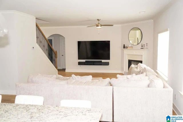 1368 N WYNLAKE DRIVE, Alabaster, AL 35007