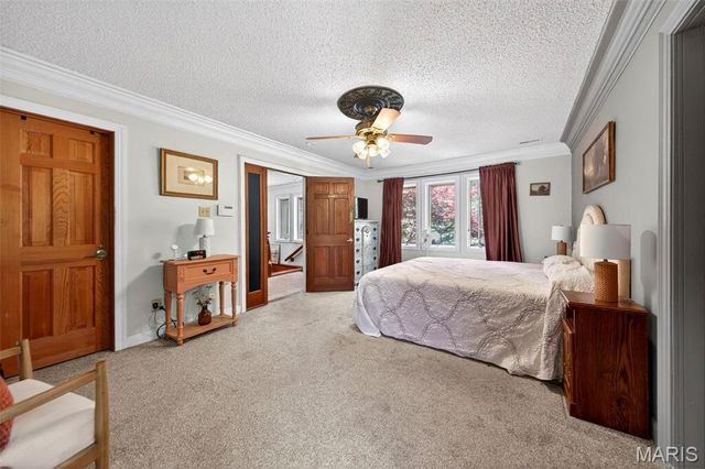 250 Quindaro Drive, Florissant, MO 63034