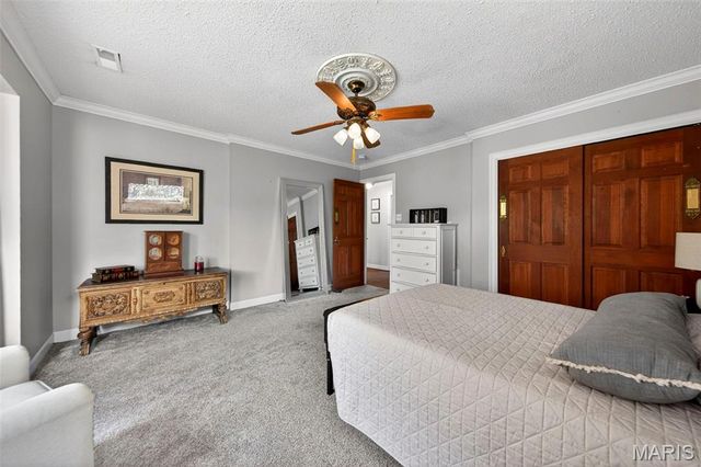 250 Quindaro Drive, Florissant, MO 63034