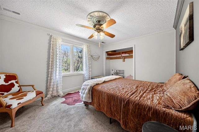 250 Quindaro Drive, Florissant, MO 63034