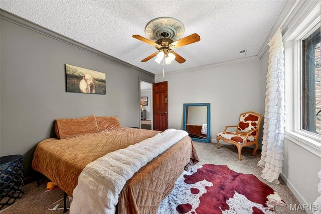 250 Quindaro Drive, Florissant, MO 63034