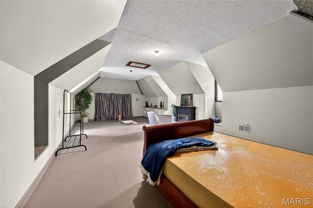 250 Quindaro Drive, Florissant, MO 63034