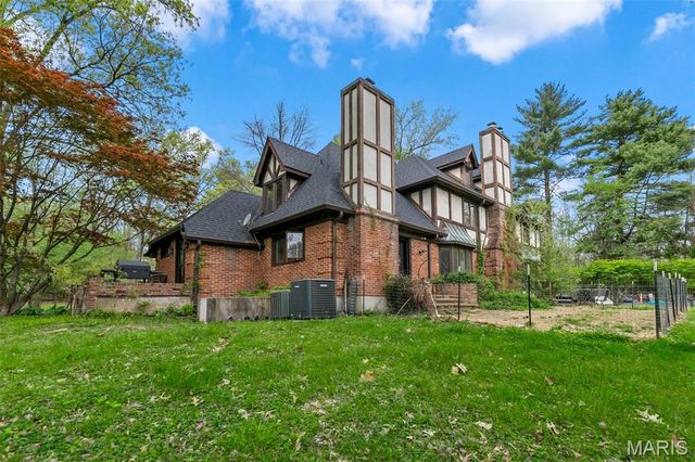 250 Quindaro Drive, Florissant, MO 63034