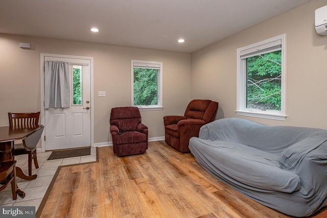 400 WALNUT RD, Birdsboro, PA 19508