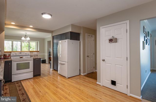 400 WALNUT RD, Birdsboro, PA 19508