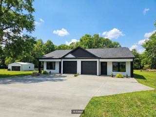 72 Blackstock Road, Inman, SC 29349