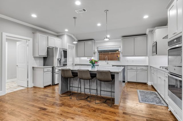 317 Woodcrest Drive, Richardson, TX 75080