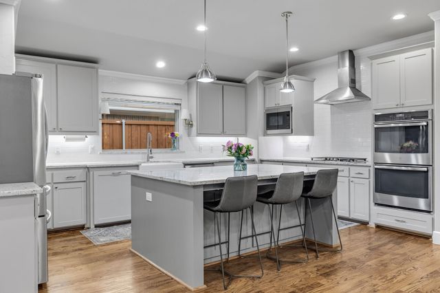 317 Woodcrest Drive, Richardson, TX 75080