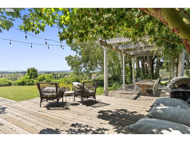 3600 OAK GROVE Rd, Rickreall, OR 97371