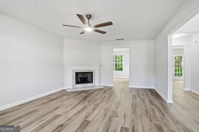 8375 Browns Mill Trace, Lithonia, GA 30038