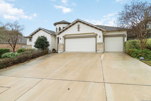 562 Singing Creek, Spring Branch, TX 78070