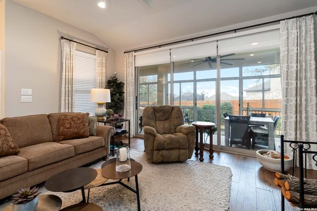 562 Singing Creek, Spring Branch, TX 78070