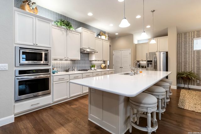 562 Singing Creek, Spring Branch, TX 78070