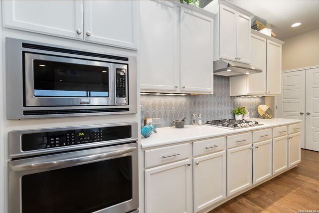 562 Singing Creek, Spring Branch, TX 78070