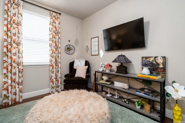 562 Singing Creek, Spring Branch, TX 78070