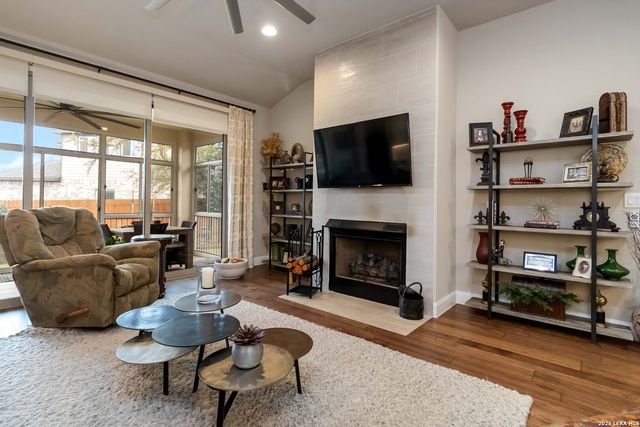 562 Singing Creek, Spring Branch, TX 78070