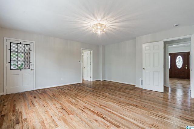1500 32ND AVENUE N, Birmingham, AL 35208