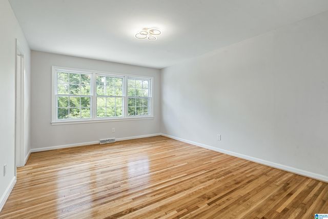 1500 32ND AVENUE N, Birmingham, AL 35208