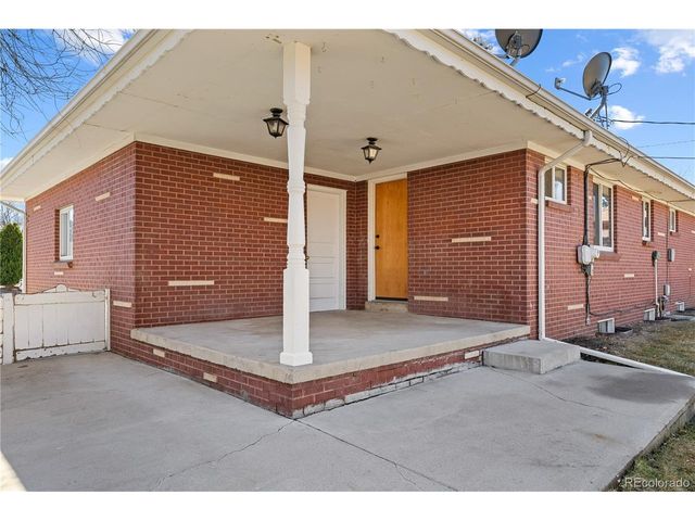 7365 W Colorado Dr, Lakewood, CO 80232