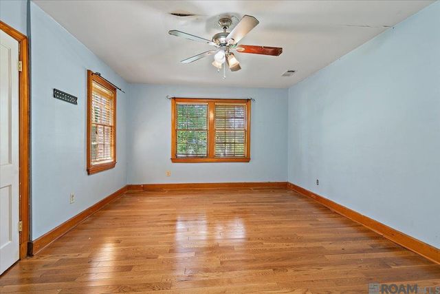 765 Longwood Dr, Baton Rouge, LA 70806