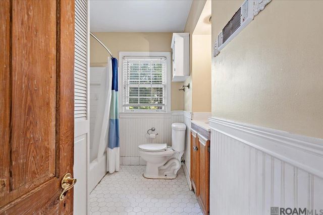 765 Longwood Dr, Baton Rouge, LA 70806