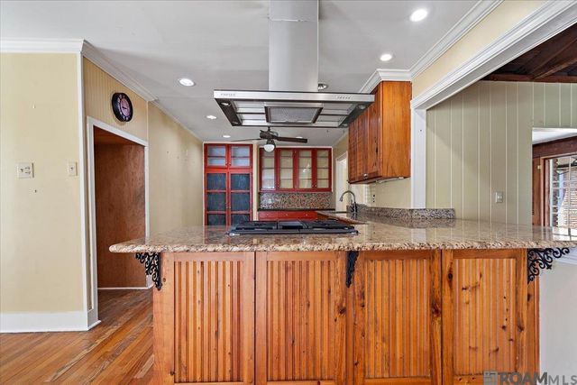 765 Longwood Dr, Baton Rouge, LA 70806