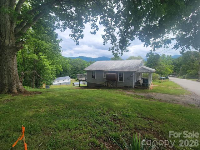 170 Ray Street, Waynesville, NC 28786