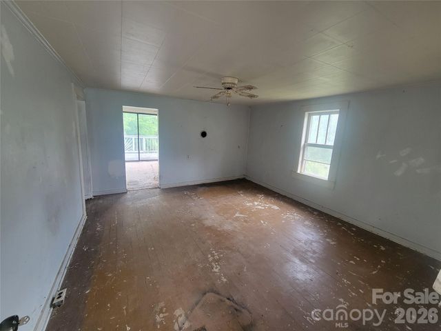 170 Ray Street, Waynesville, NC 28786