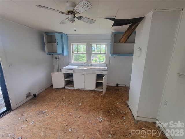 170 Ray Street, Waynesville, NC 28786