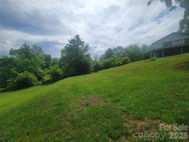 170 Ray Street, Waynesville, NC 28786