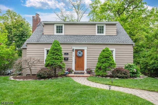 13 Elmwood Ter, Wayne Twp., NJ 07470