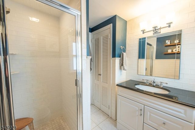 13 Elmwood Ter, Wayne Twp., NJ 07470